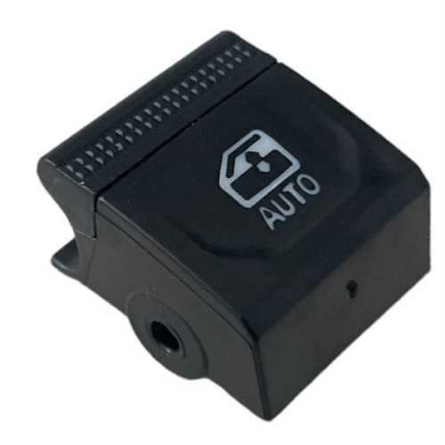 CLIO V SANDERO CAM AÇMA DÜĞMESİ SİYAH Ürün Görseli